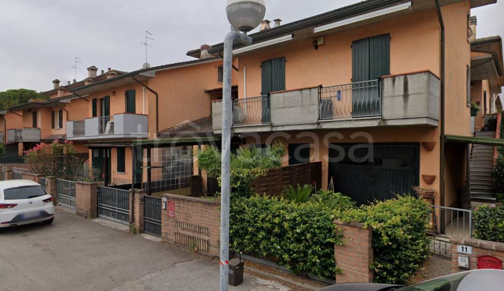 casa indipendente in vendita a Ravenna in zona Lido di Savio