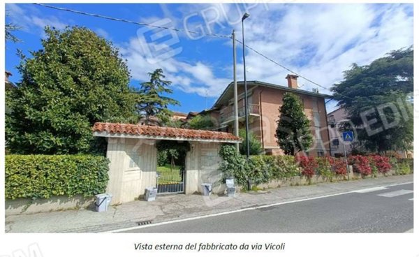 casa indipendente in vendita a Ravenna in zona Centro Storico