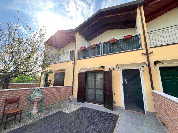 casa indipendente in vendita a Ravenna in zona Savarna / Conventello