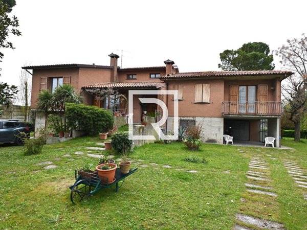 casa indipendente in vendita a Ravenna in zona San Michele