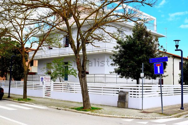 appartamento in vendita a Ravenna in zona Lido di Dante