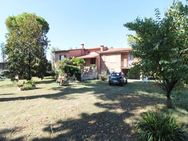 casa indipendente in vendita a Ravenna
