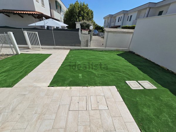 casa indipendente in vendita a Ravenna in zona Lido di Classe