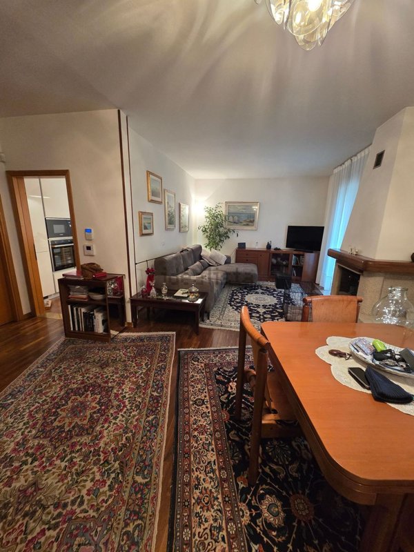 casa indipendente in vendita a Ravenna in zona Centro Storico