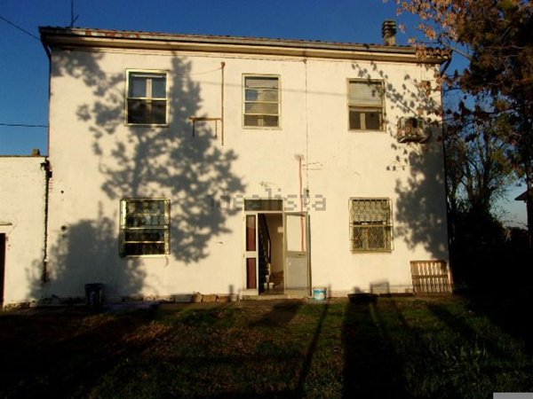 casa indipendente in vendita a Ravenna in zona San Pietro in Vincoli