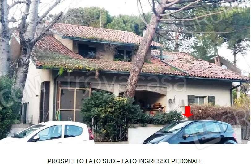 casa indipendente in vendita a Ravenna