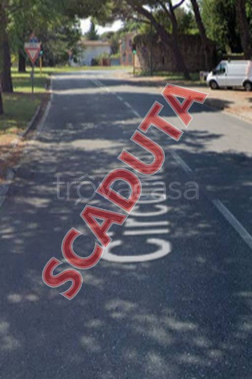 locale commerciale in vendita a Ravenna