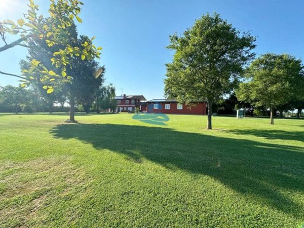 casa indipendente in vendita a Ravenna in zona Centro Storico