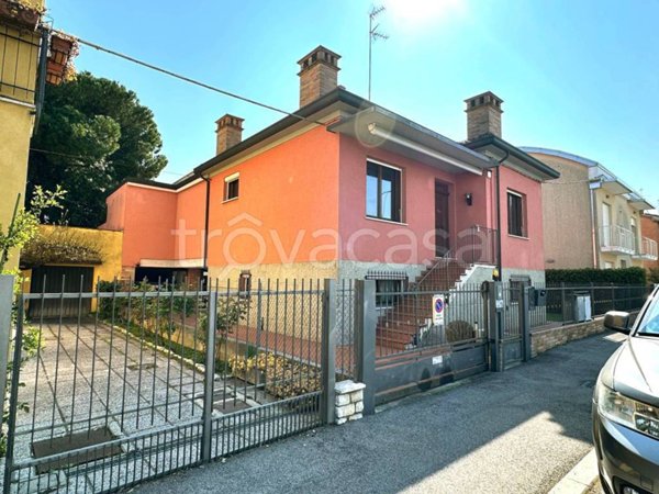casa indipendente in vendita a Ravenna