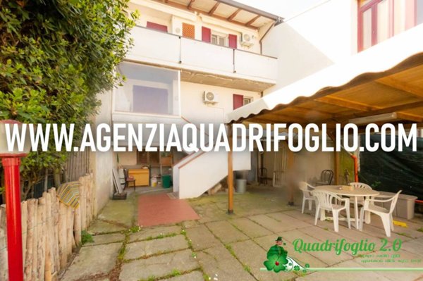 casa indipendente in vendita a Ravenna in zona Lido Adriano