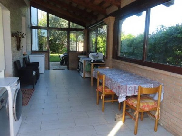 casa indipendente in vendita a Ravenna in zona Centro Storico