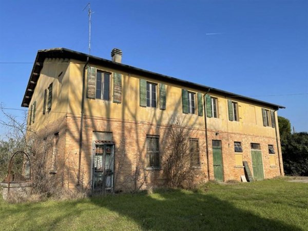 casale in vendita a Ravenna in zona Punta Marina Terme