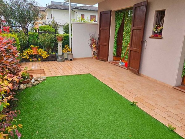 appartamento in vendita a Ravenna in zona Lido di Savio