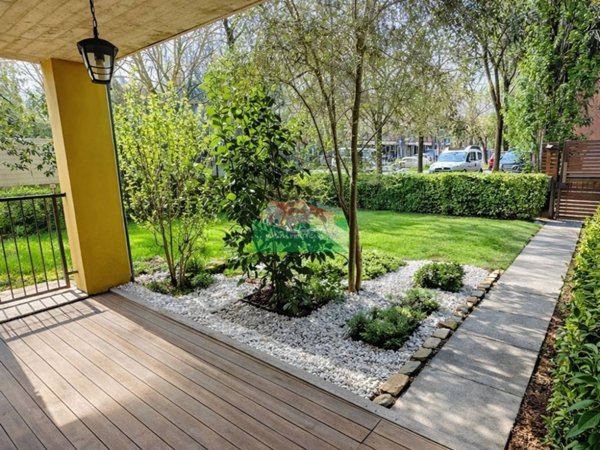 casa indipendente in vendita a Ravenna in zona Classe