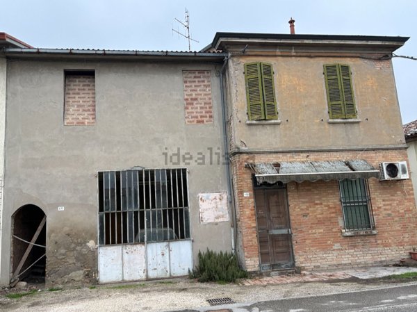 casa indipendente in vendita a Ravenna in zona San Pietro in Vincoli