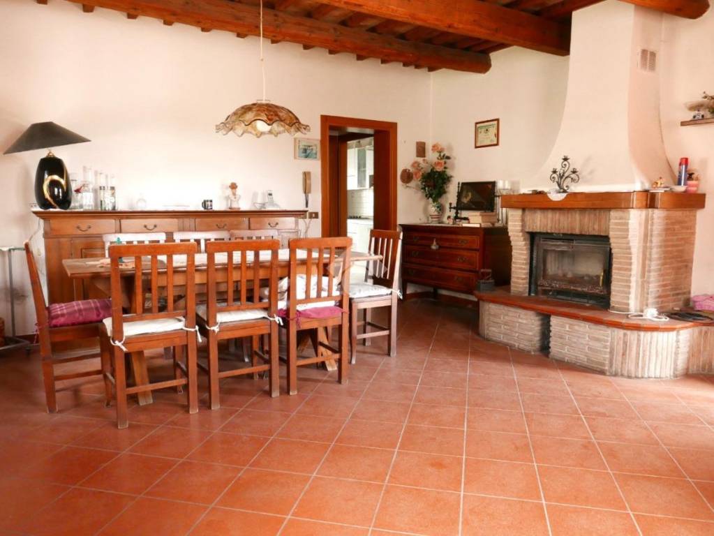 casa indipendente in vendita a Ravenna in zona San Pietro in Vincoli