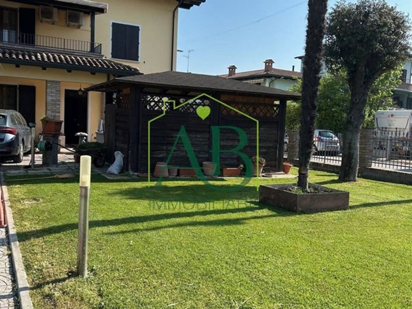 casa indipendente in vendita a Ravenna in zona Madonna dell'Albero