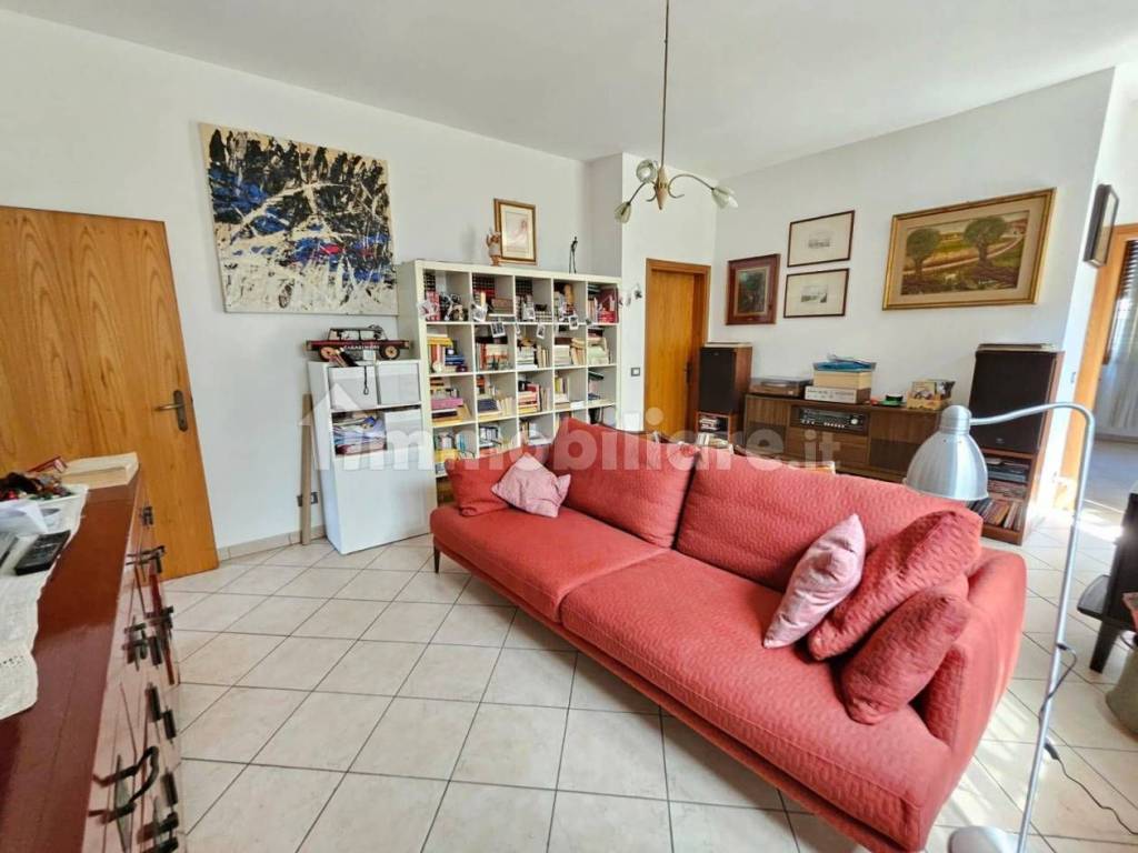 casa indipendente in vendita a Ravenna in zona Borgo Montone