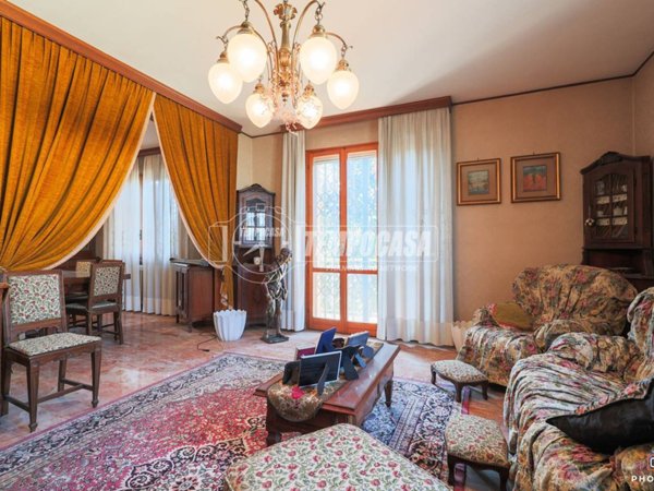 casa indipendente in vendita a Ravenna in zona Centro Storico