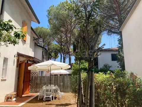 casa indipendente in vendita a Ravenna in zona Marina Romea
