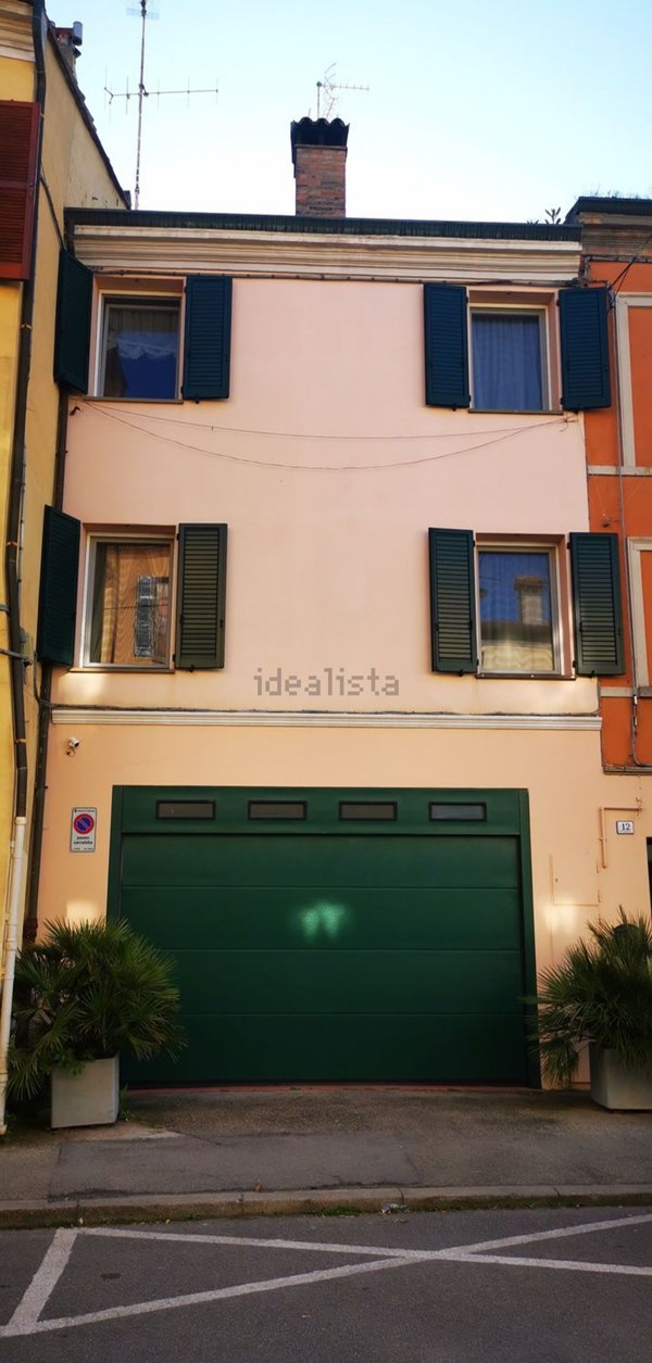 casa indipendente in vendita a Ravenna in zona Centro Storico