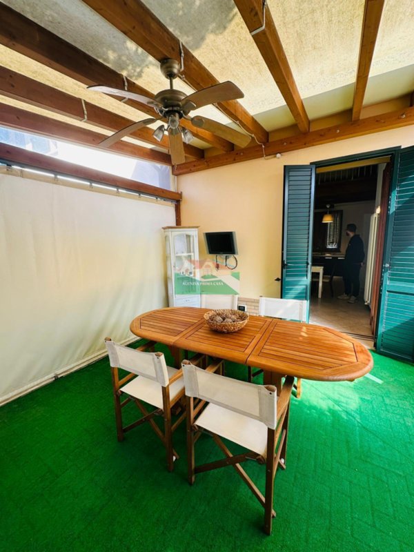 casa indipendente in vendita a Ravenna in zona Porto Fuori