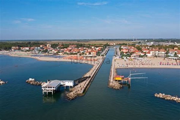 appartamento in vendita a Ravenna in zona Casal Borsetti