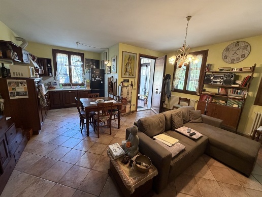 casa indipendente in vendita a Ravenna in zona Ragone