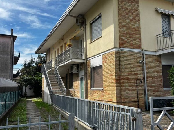 appartamento in vendita a Ravenna in zona Casal Borsetti