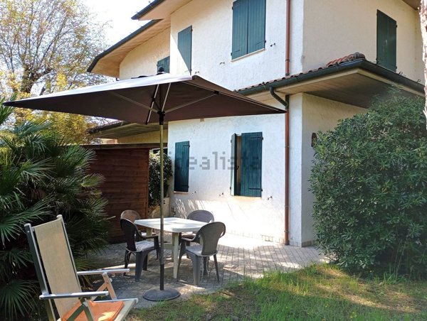 casa indipendente in vendita a Ravenna in zona Lido di Classe