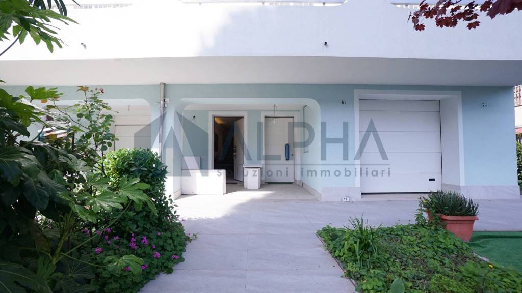 casa indipendente in vendita a Ravenna in zona Centro Storico