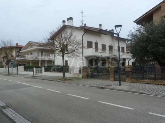 appartamento in vendita a Ravenna in zona Classe