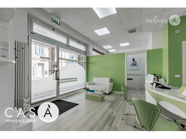 locale commerciale in vendita a Ravenna