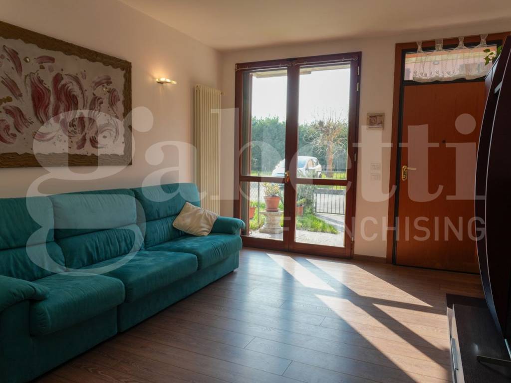 casa indipendente in vendita a Ravenna in zona Roncalceci