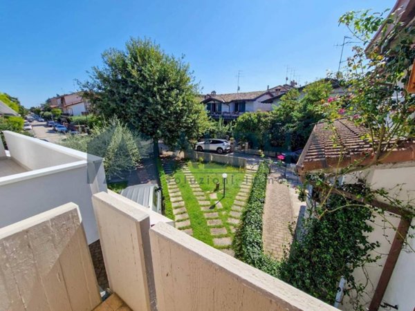 casa indipendente in vendita a Ravenna in zona Ponte Nuovo