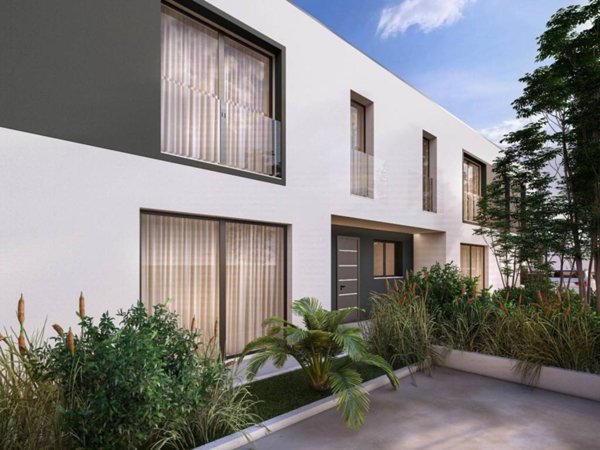 casa indipendente in vendita a Ravenna in zona Sant'Alberto