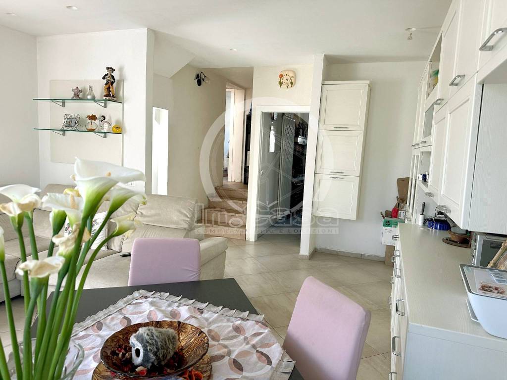 casa indipendente in vendita a Ravenna in zona Ponte Nuovo