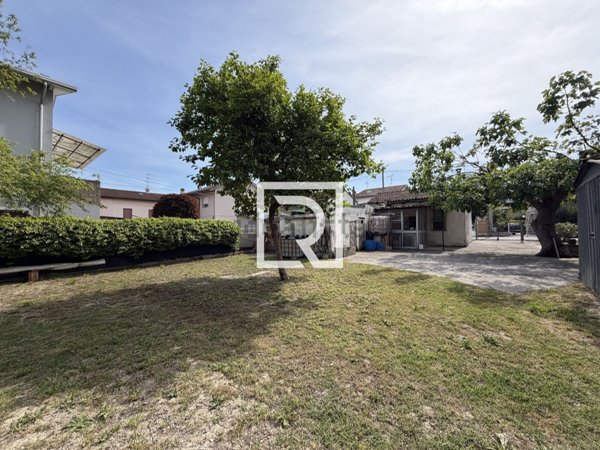 appartamento in vendita a Ravenna in zona Centro Storico