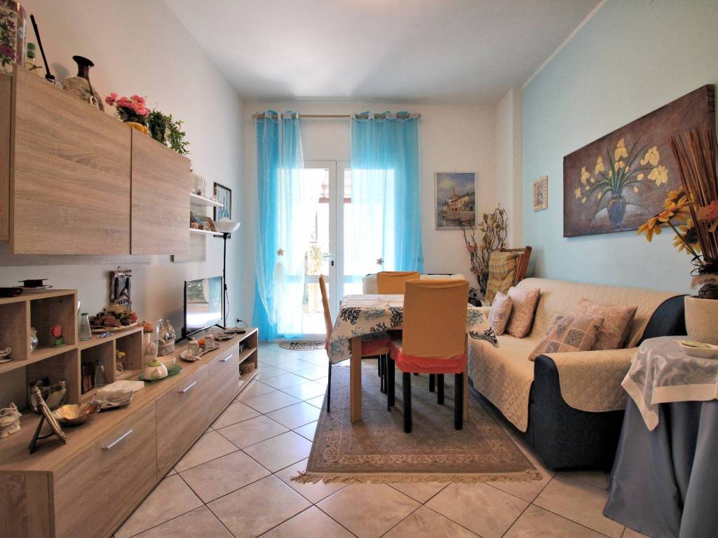 appartamento in vendita a Ravenna in zona Lido Adriano