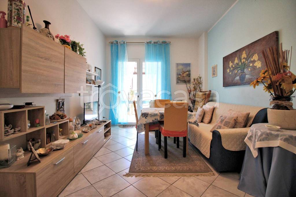 appartamento in vendita a Ravenna in zona Lido Adriano