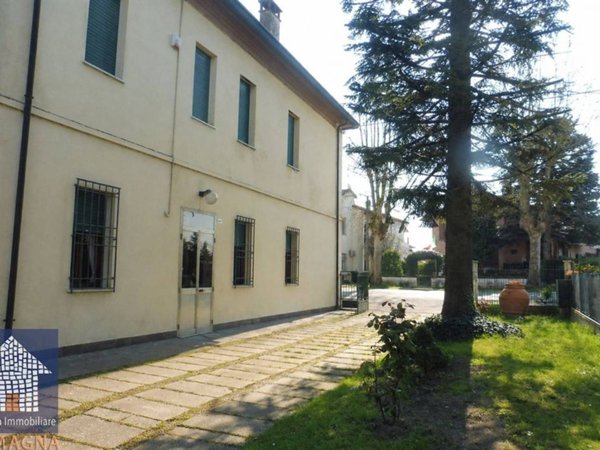 casa indipendente in vendita a Ravenna in zona Piangipane