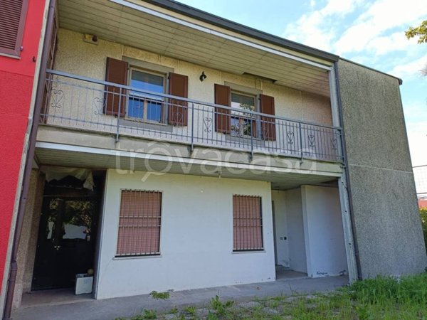 casa indipendente in vendita a Ravenna in zona Fornace Zarattini