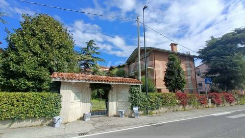 casa indipendente in vendita a Ravenna