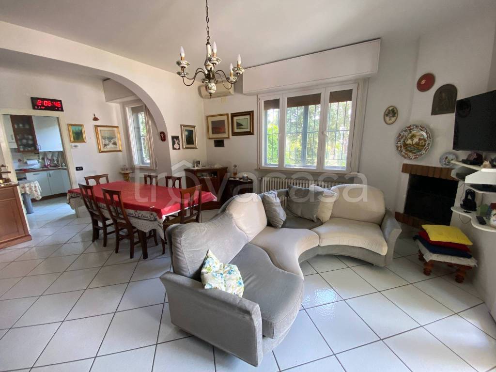 casa indipendente in vendita a Ravenna in zona Porto Corsini