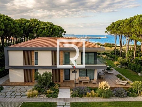 appartamento in vendita a Ravenna in zona Marina di Ravenna
