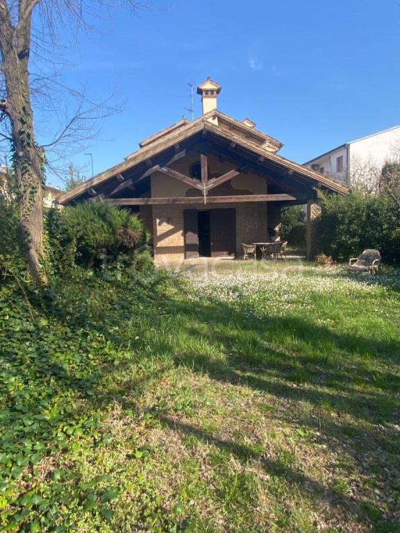 casa indipendente in vendita a Ravenna in zona Marina di Ravenna