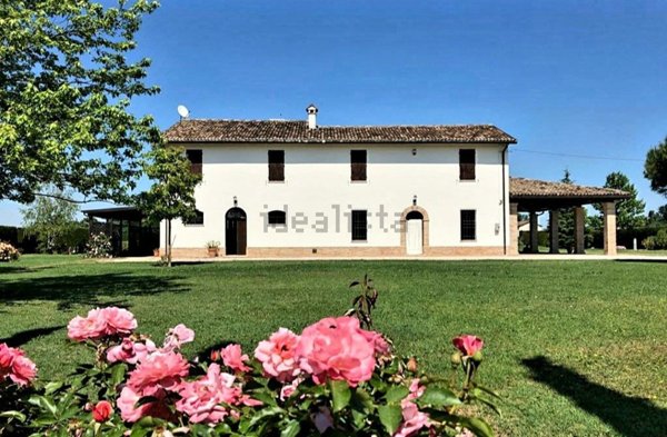 casa indipendente in vendita a Ravenna in zona San Pietro in Trento