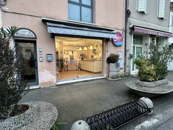 negozio in vendita a Ravenna