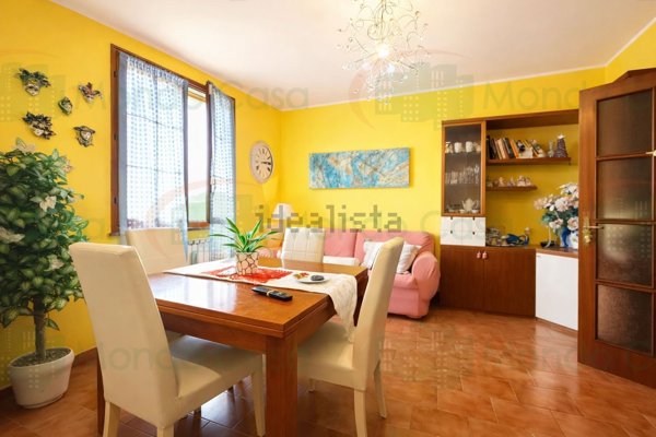 casa indipendente in vendita a Ravenna in zona Camerlona