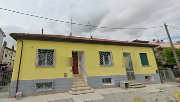 casa indipendente in vendita a Ravenna in zona Sant'Alberto